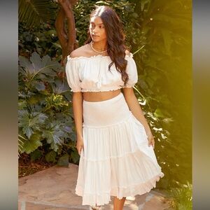 NWOT Lulus White Ruffled Crop Top